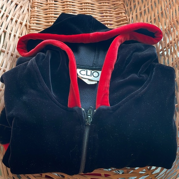 CLIO Woman’s Black Vintage Valor Zipper Hoodie Warm Jacket Sz Fits SML - Picture 6 of 6